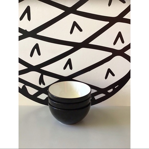 Dinnerware Set - Picture 6 of 11